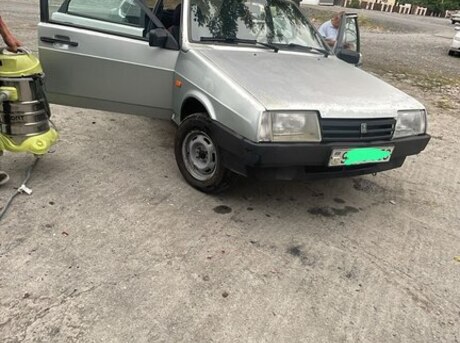 LADA (VAZ) 21099 2001