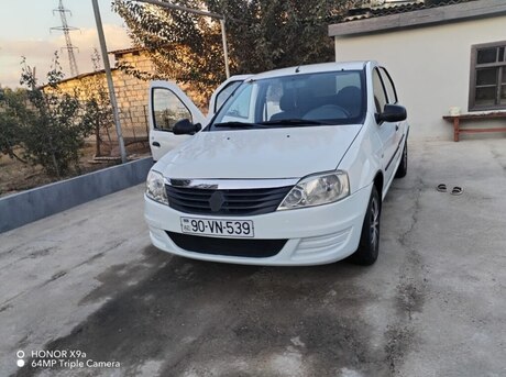 Renault Logan 2012