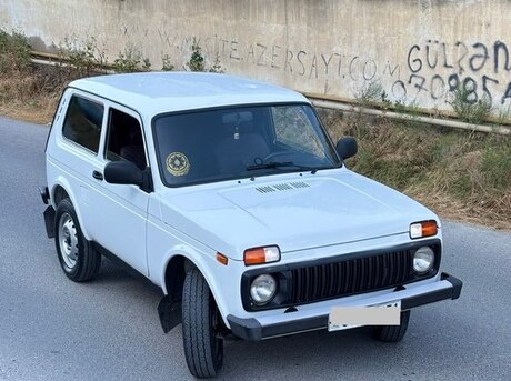 LADA (VAZ) Niva 2013