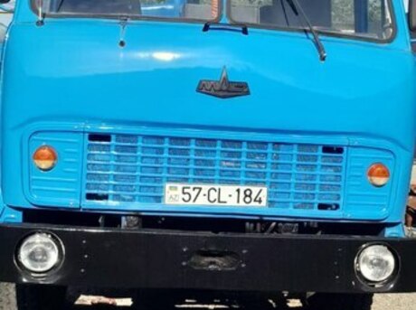 MAZ 5549