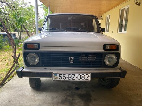 LADA (VAZ) Niva 1985