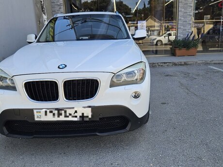 BMW X1 2012