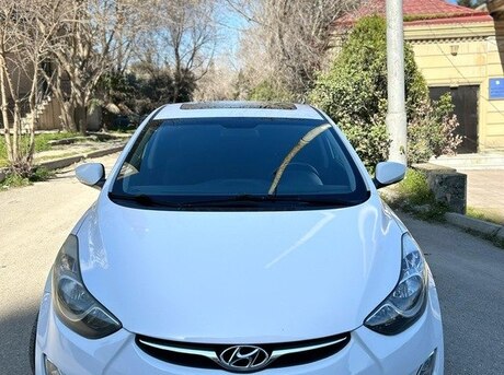 Hyundai Elantra 2013