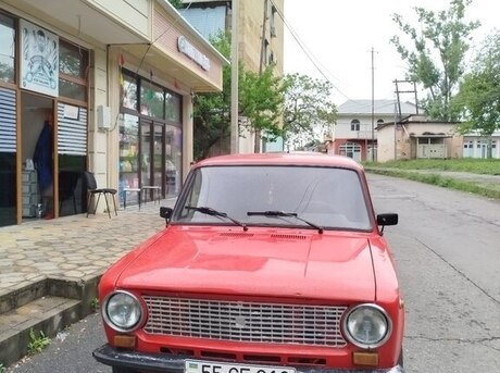 LADA (VAZ) 21013 1983