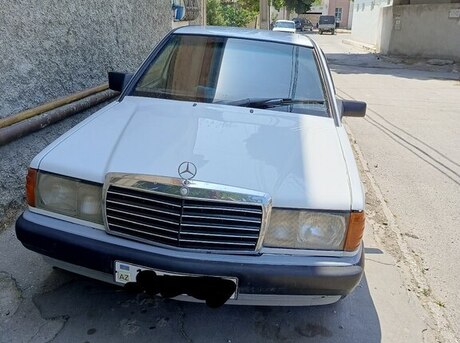Mercedes 190 1992