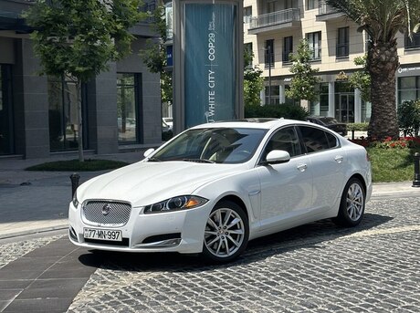 Jaguar XF
