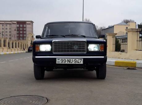 LADA (VAZ) 2107