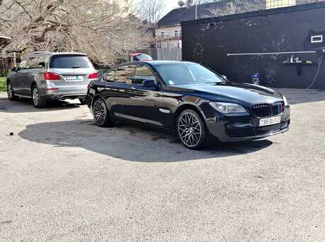 BMW 740