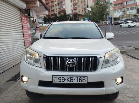 Toyota Land Cruiser Prado 2013
