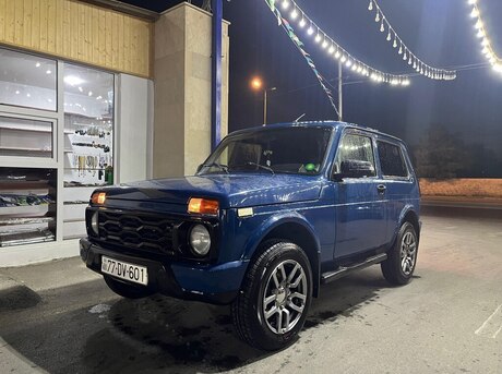 LADA (VAZ) Niva 2013