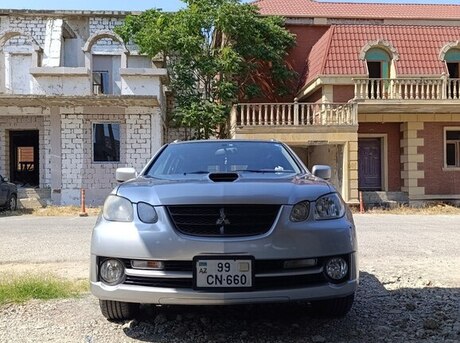 Mitsubishi Airtrek 2003