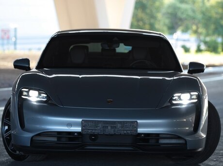 Porsche Taycan 4S 2020