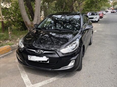 Hyundai Accent 2012