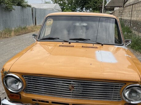 LADA (VAZ) 21011 1984