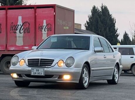 Mercedes E 240 2000
