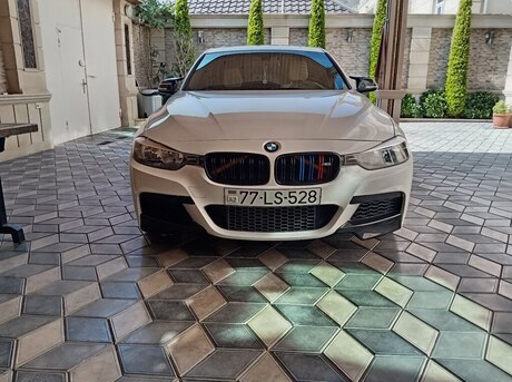 BMW 328 2014