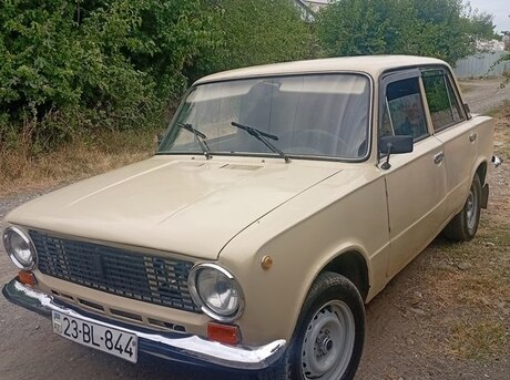 LADA (VAZ) 21011 1981