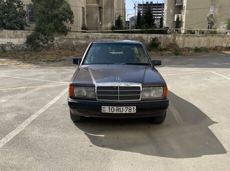 Mercedes 190 1992