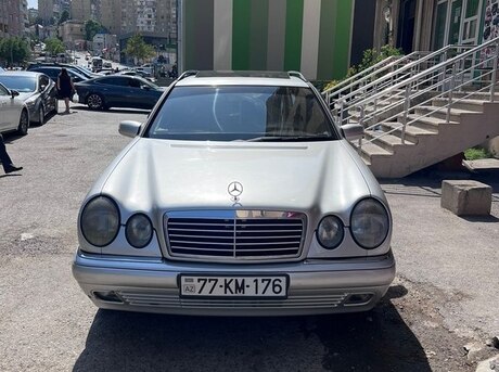 Mercedes E 220 d 1999