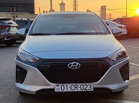Hyundai IONIQ