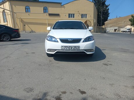 Daewoo Gentra 2014