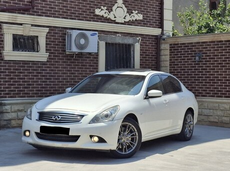 Infiniti G25 2013