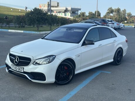 Mercedes E 200 2011