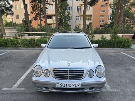 Mercedes E 240 2000