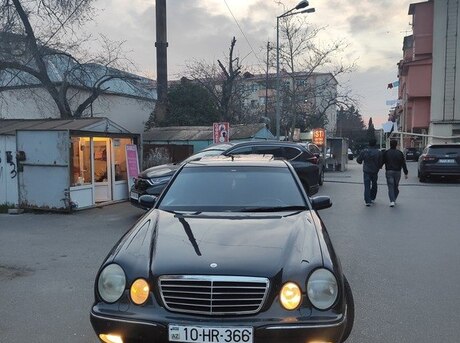 Mercedes E 270 2000