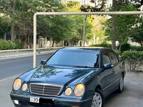 Mercedes E 220 d 2000