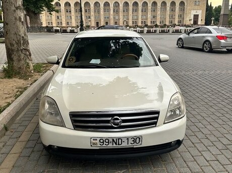 Nissan Teana 2005