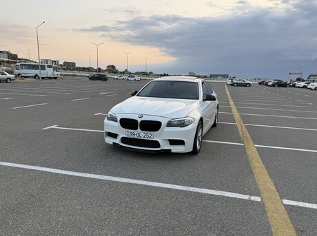 BMW 528