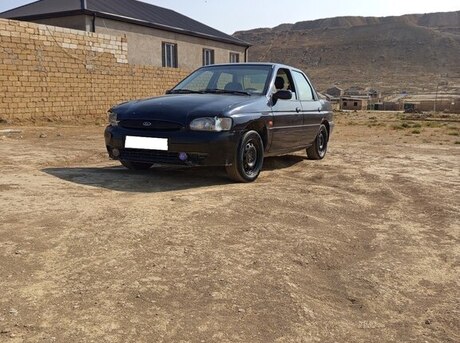 Ford Escort 1998