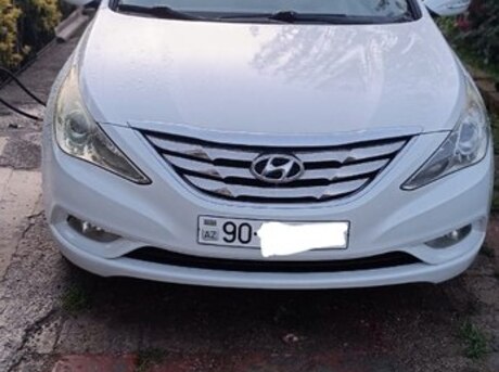 Hyundai Sonata 2010
