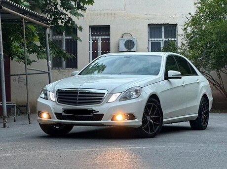 Mercedes E 220 d 2011