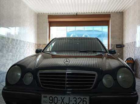 Mercedes E 240 2000