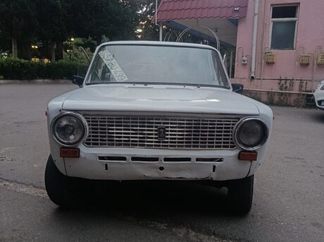 LADA (VAZ) 21011 1986
