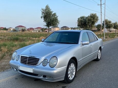 Mercedes E 200 2000