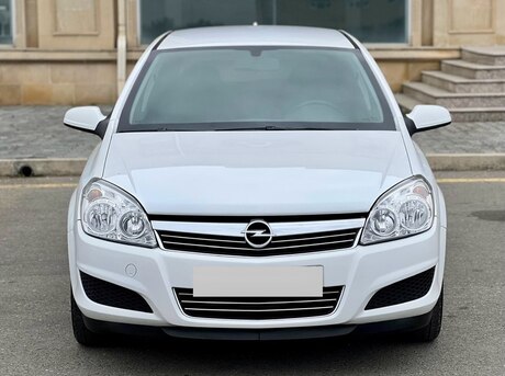Opel Astra 2009