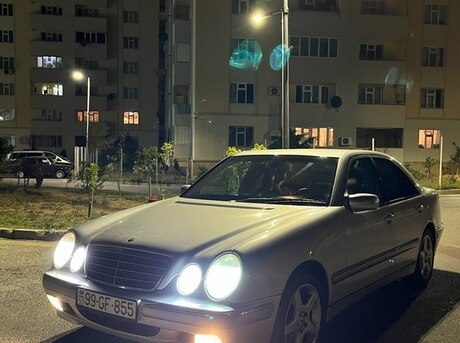 Mercedes E 270 2001