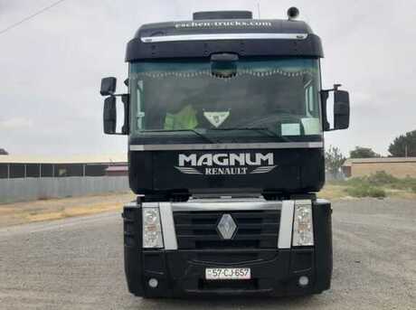 Renault Magnum 2011