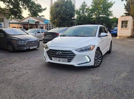 Hyundai Elantra 2017