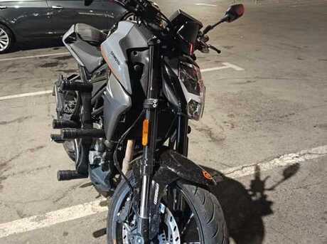 CFMOTO 250 NK