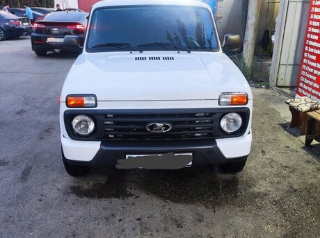 LADA (VAZ) Niva