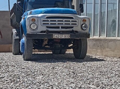 ZIL 130