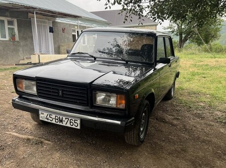 LADA (VAZ) 2107