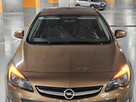 Opel Astra 2016