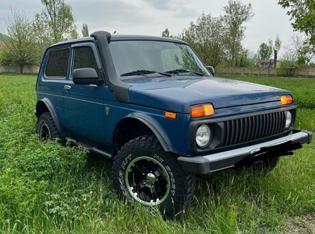 LADA (VAZ) Niva Bronto 2015