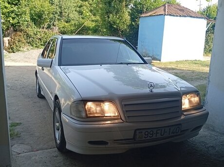 Mercedes C 220 d 2000