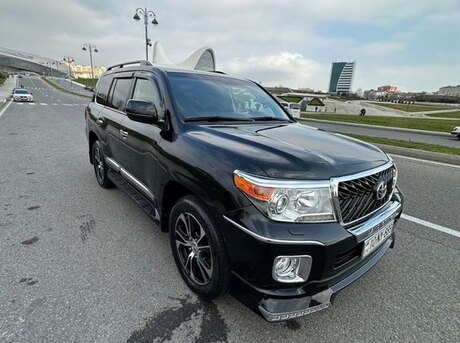 Toyota Land Cruiser 2013